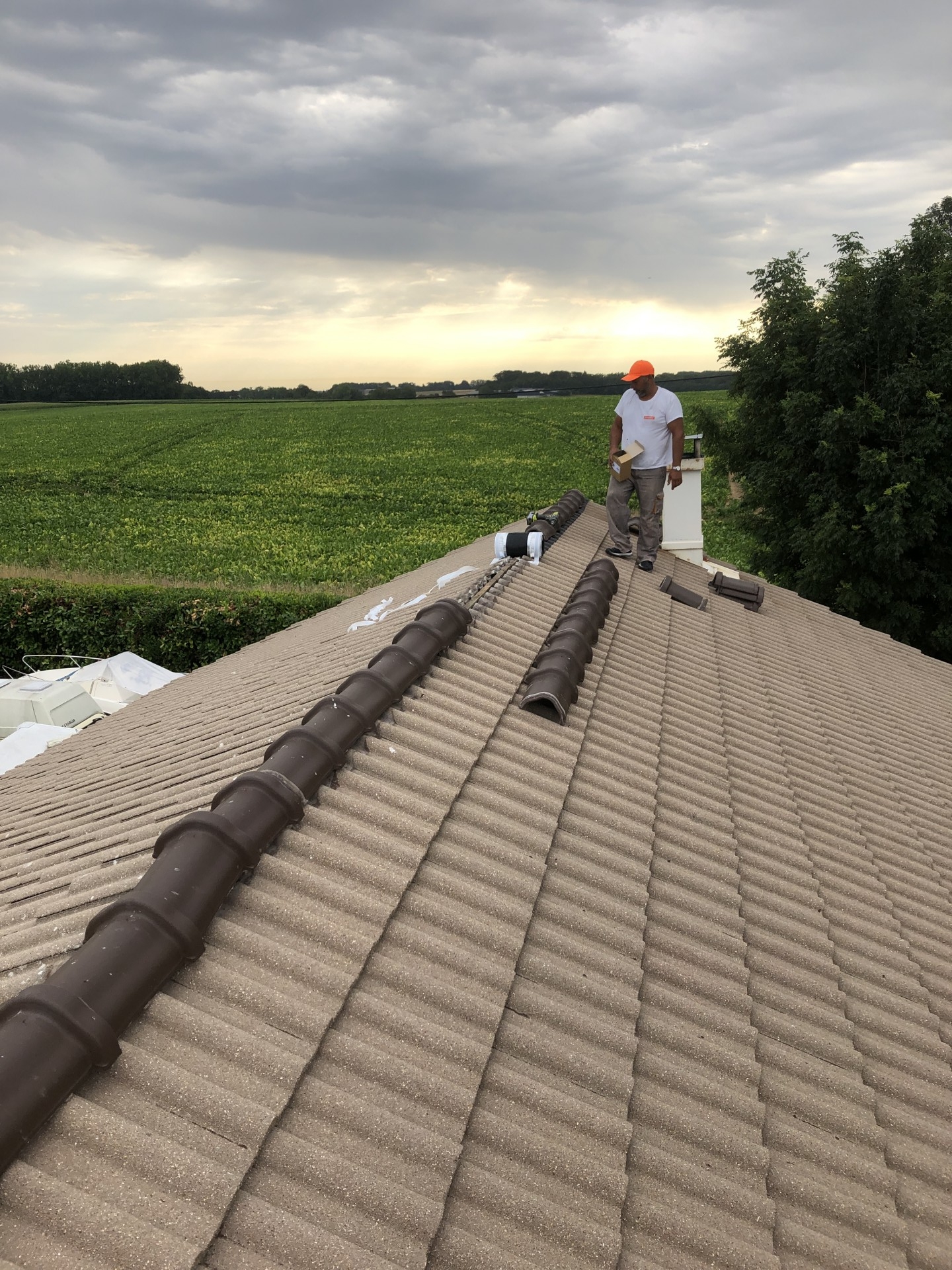 Réfection dépose de faîtage cimentés